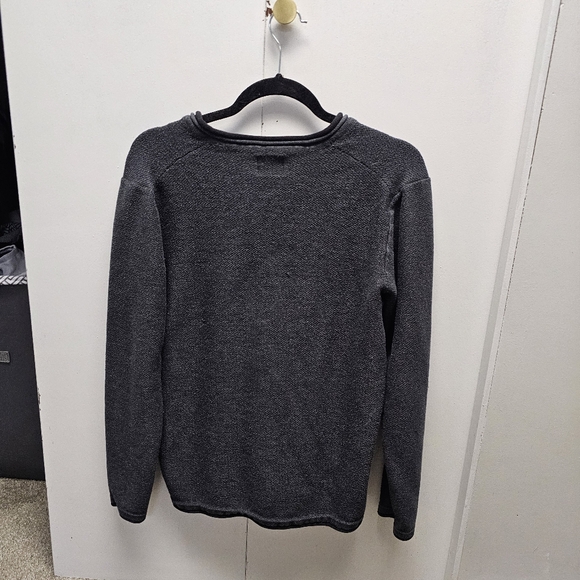 Guess sweatshirt , warm, comfortable - Picture 4 of 4